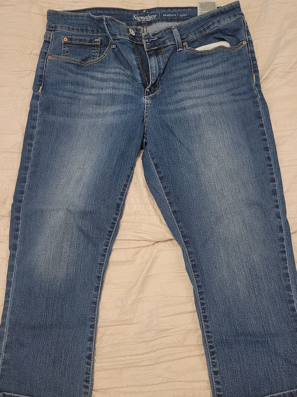 Levi's Blue Faded Crop Jeans Size 12 W31